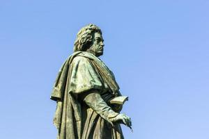 Monument de Beethoven sur la munsterplatz à Bonn photo