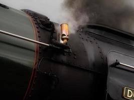 sifflet de train à vapeur photo