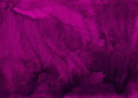 texture de fond cramoisi profond aquarelle. toile de fond violet foncé abstrait aquarelle. modèle horizontal. photo