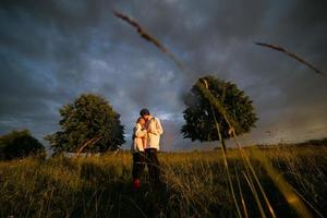 portrait de couple en plein air photo