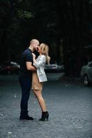 portrait de couple en plein air photo