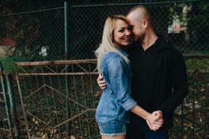 portrait de couple en plein air photo