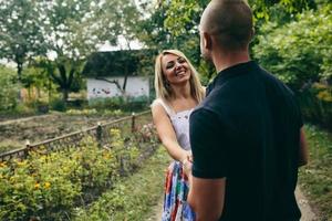 portrait de couple en plein air photo