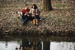 portrait de famille en plein air photo