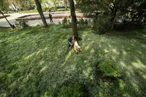 portrait de couple en plein air photo