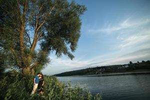 portrait de couple en plein air photo