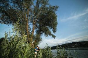 portrait de couple en plein air photo