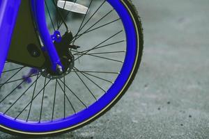 roue de bicyclette bleu vintage photo