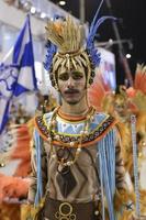 rio de janeiro, rj brésil - 09 février 2018 - défilé de l'école de samba à sambodromo. academicos do sossego pendant le festival à la rue marques de sapucai photo