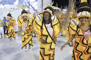 rio de janeiro, rj brésil - 09 février 2018 - défilé de l'école de samba à sambodromo. imperio da tijuca pendant le festival à la rue marques de sapucai photo