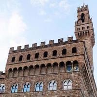 bâtiment du palazzo vecchio le matin photo