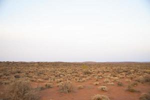 le désert de l'arrière-pays de la colline cassée de la nouvelle galles du sud, australie. photo
