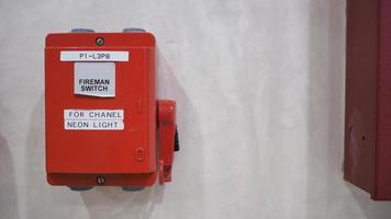 interrupteur de pompier ou alarme incendie ou équipement d'avertissement de cloche.dans le bâtiment pour la sécurité. photo