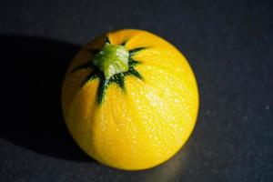 courgettes cucurbita pepo dans le vieux pays à côté de hambourg photo