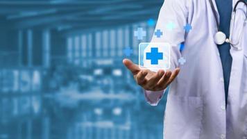 médecin icône écran virtuel soins de santé et médical sur l'espace de copie de fond. photo