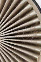 poussière, poils et fourrure sur filtre hepa radial, gros plan avec mise au point sélective photo