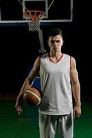 portrait de joueur de basket-ball photo