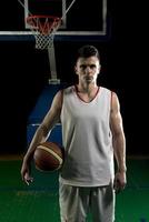 portrait de joueur de basket-ball photo