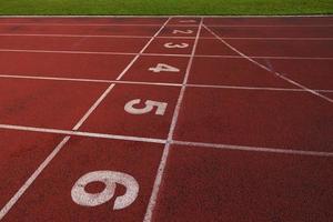 vue sur la piste d'athlétisme photo