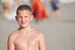 enfant à la plage photo