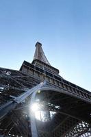 tour eiffel à paris au jour photo