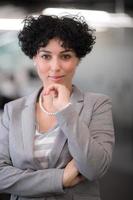 portrait d'une femme développeur de logiciels réussie photo