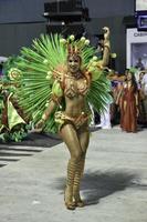 rio, brésil - 12 février 2018 - défilé de l'école de samba à sambodromo. grand rio photo