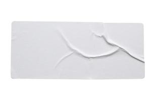 Texture d'étiquette autocollant papier vierge isolé sur fond blanc photo