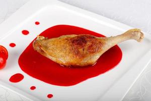 plat de cuisse de canard vue photo