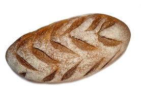 miche de produit de farine de pain noir. pain sur fond blanc photo