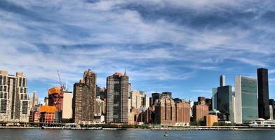 une vue panoramique de la ville de new york aux états-unis photo