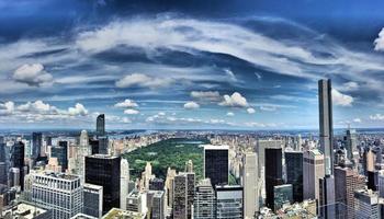 une vue panoramique de la ville de new york aux états-unis photo