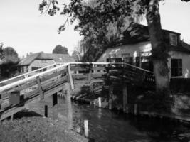 giethoorn aux pays-bas photo