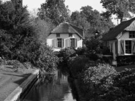 giethoorn aux pays-bas photo