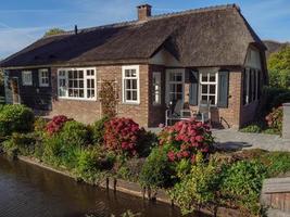 le village de goethoorn aux pays-bas photo