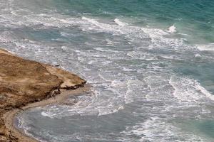 nature et paysages de la mer morte-salée. photo