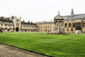 cambridge au royaume-uni en décembre 2021.. vue sur l'université de cambridge photo