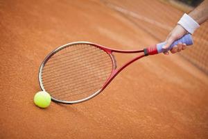 raquette de tennis, terre battue, tour wta, rolland garros photo