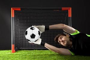 Football. football. joueur de football dribble avec ballon photo