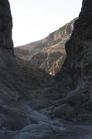 titus canyon road dans la vallée de la mort