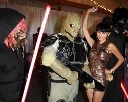 los angeles, 6 septembre - bai ling la nuit de la science-fiction, de la fantaisie et de l'horreur après la fête au stade iatse 80 le 6 septembre 2014 à burbank, ca photo