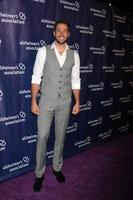 los angeles - mar 18 - zachary levi au 23e annuel une nuit à sardi s au profit de l'association alzheimer à l'hôtel beverly hilton le 18 mars 2015 à beverly hills, ca photo