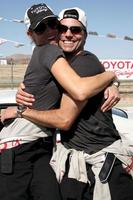 los angeles - 15 mars - tricia helfer, colin egglesfield au grand prix toyota de long beach pro-celebrity race training à willow springs international speedway le 15 mars 2014 à rosamond, ca photo