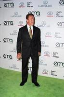 Los angeles - oct 18 - arnold schwarzenegger aux prix des médias environnementaux 2014 aux studios warner brothers le 18 octobre 2014 à burbank, ca photo