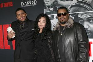 los angeles - 17 janvier - o shea jackson jr, kimberly woodruff, o shea jackson, glaçon à la tanière des voleurs première au regal la live theatres le 17 janvier 2018 à los angeles, ca photo