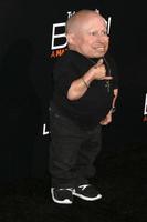 los angeles - oct 17 - verne troyer au tyler perry s boo a madea halloween premiere à l'arclight hollywood le 17 octobre 2016 à los angeles, ca photo