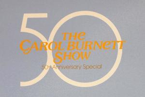 los angeles, oct 4 - 50e anniversaire spécial de l'emblème du spectacle carol burnett aux arrivées spéciales du 50e anniversaire de carol burnett à la ville de télévision cbs le 4 octobre 2017 à los angeles, ca photo