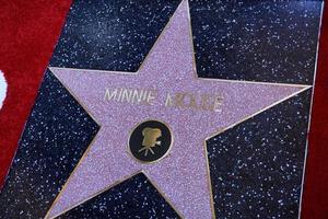 los angeles - jan 22 minnie mouse star lors de la cérémonie de l'étoile minnie mouse sur le hollywood walk of fame le 22 janvier 2018 à hollywood, ca photo