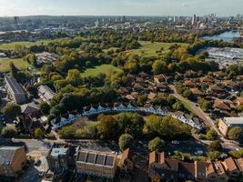 belle vue aérienne des quartiers d'habitation à londres, royaume-uni. photo