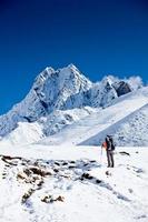 randonnée dans les montagnes de l'Himalaya